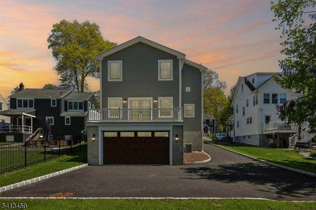 110 Elmwood Rd, Verona Twp., NJ 07044