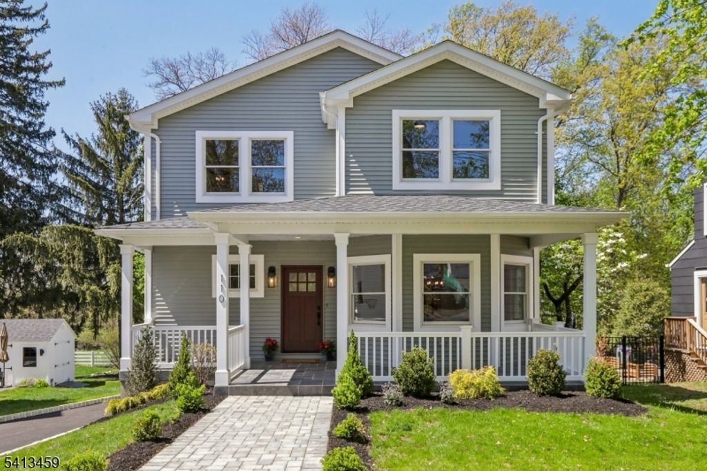 110 Elmwood Rd, Verona Twp., NJ 07044