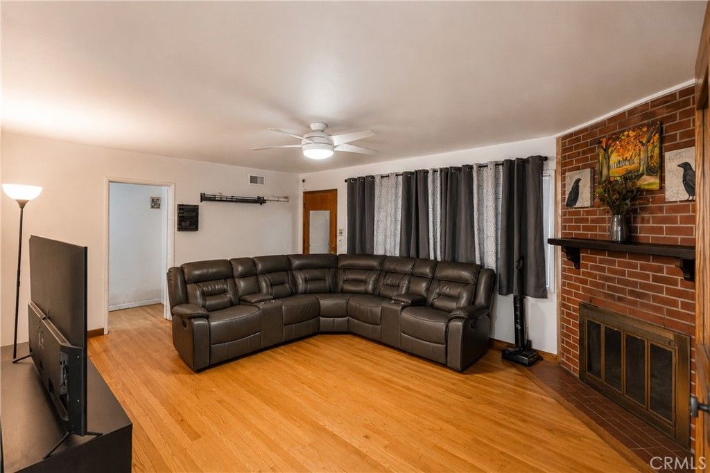 9661 Tamarind Avenue, Fontana, CA 92335 — photo 5