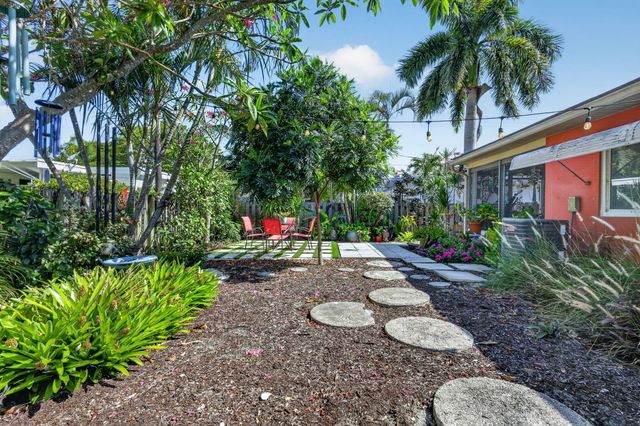 1525 N M Street, Lake Worth Beach, FL 33460