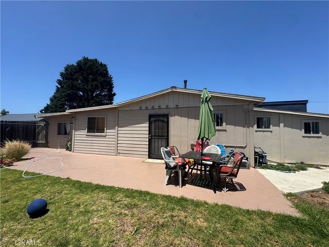 1499 Farroll, Grover Beach, CA 93433