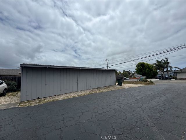 1499 Farroll, Grover Beach, CA 93433