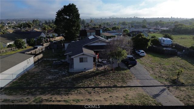 1499 Farroll, Grover Beach, CA 93433