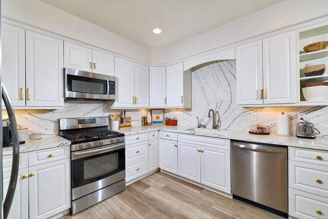 2851 Cebu Place, Carlsbad, CA 92009