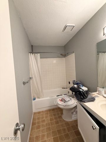 900 Boulder Springs Drive 201, Las Vegas, NV 89128