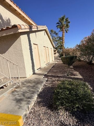 900 Boulder Springs Drive 201, Las Vegas, NV 89128