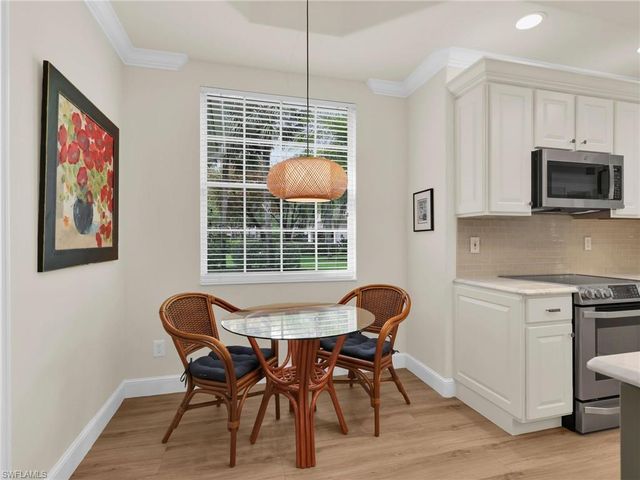 3131 Lancaster DR 1, Naples, FL 34105