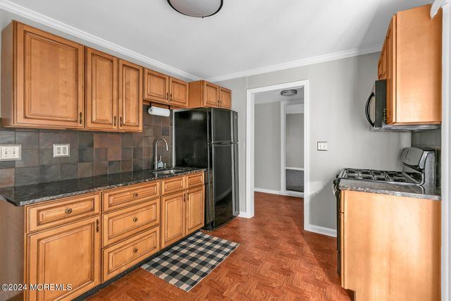 717 Harmony Road, North Middletown, NJ 07748