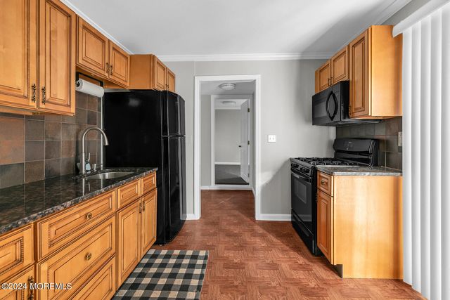 717 Harmony Road, North Middletown, NJ 07748