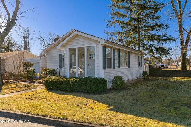 717 Harmony Road, North Middletown, NJ 07748