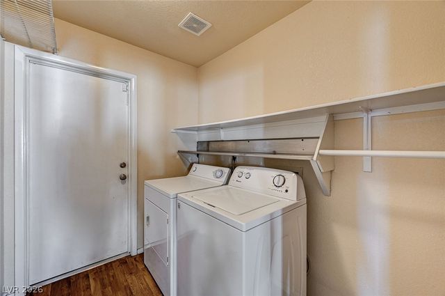 3439 Fox Bluff Drive, North Las Vegas, NV 89032