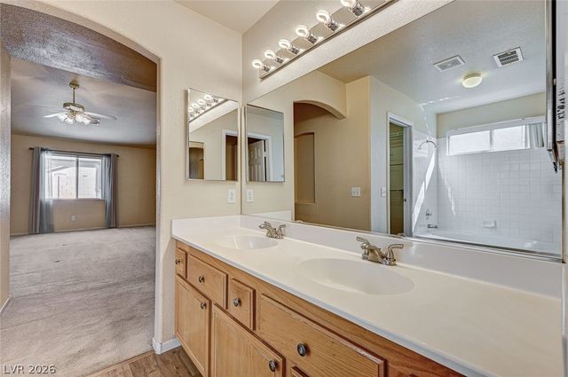 3439 Fox Bluff Drive, North Las Vegas, NV 89032