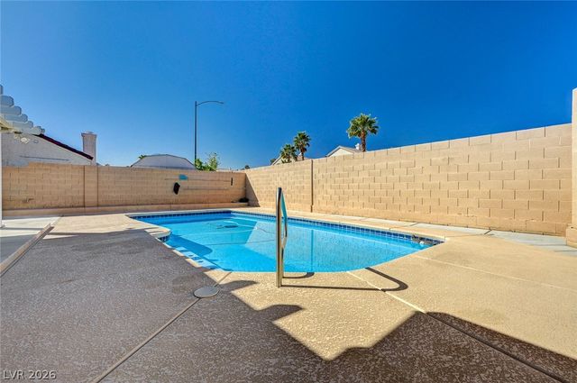 3439 Fox Bluff Drive, North Las Vegas, NV 89032