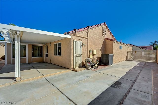 3439 Fox Bluff Drive, North Las Vegas, NV 89032
