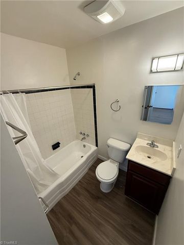 233 N Sunset Drive F, Winston-salem, NC 27101