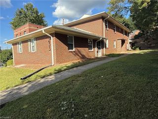 233 N Sunset Drive F, Winston-salem, NC 27101