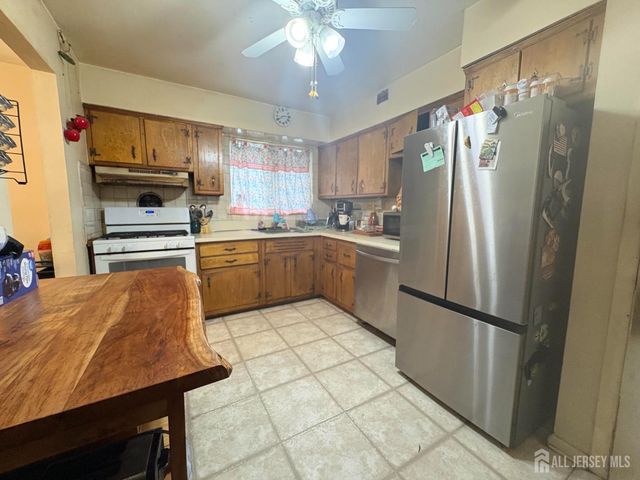 24 Monush Street, South River, NJ 08882