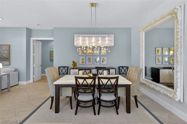 9031 Cherry Oaks TRL 201, Naples, FL 34114