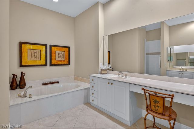 9031 Cherry Oaks TRL 201, Naples, FL 34114