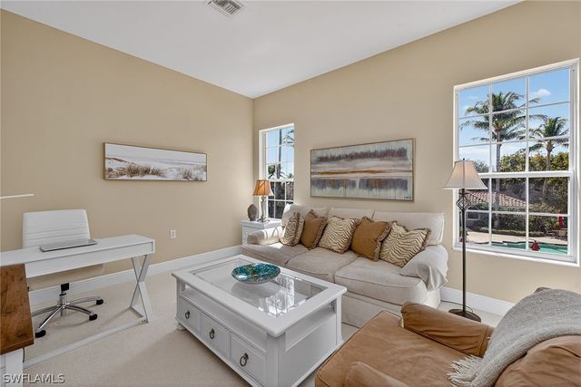 9031 Cherry Oaks TRL 201, Naples, FL 34114