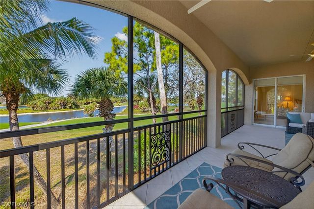 9031 Cherry Oaks TRL 201, Naples, FL 34114