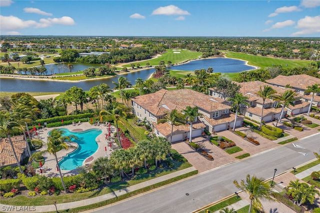 9031 Cherry Oaks TRL 201, Naples, FL 34114