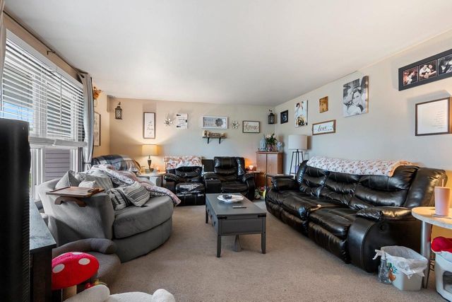 2516 N VIEW COURT, Green Bay, WI 54303