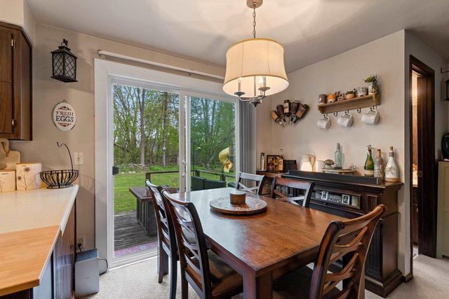 2516 N VIEW COURT, Green Bay, WI 54303