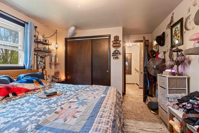 2516 N VIEW COURT, Green Bay, WI 54303