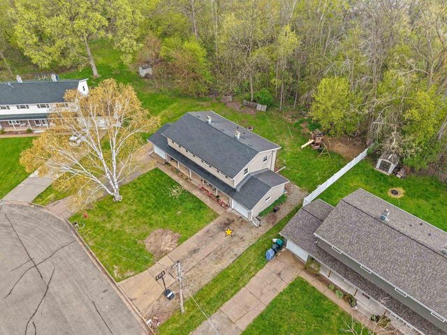 2516 N VIEW COURT, Green Bay, WI 54303