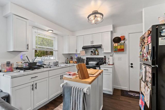 2516 N VIEW COURT, Green Bay, WI 54303