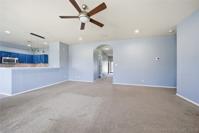 21110 E 40th Street, Broken Arrow, OK 74014