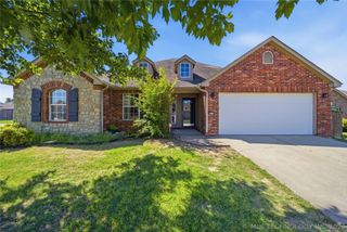 21110 E 40th Street, Broken Arrow, OK 74014