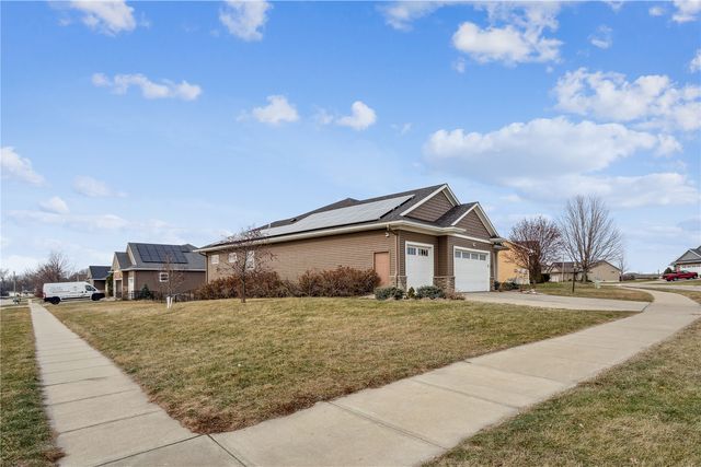 315 N Juniper Street, North Liberty, IA 52317