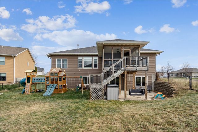 315 N Juniper Street, North Liberty, IA 52317