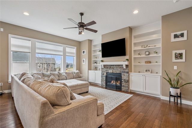 315 N Juniper Street, North Liberty, IA 52317