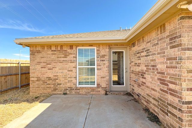 1217 N Chicago Avenue, Lubbock, TX 79416