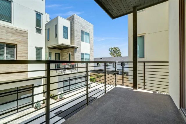 25 Ebb Tide, Newport Beach, CA 92663