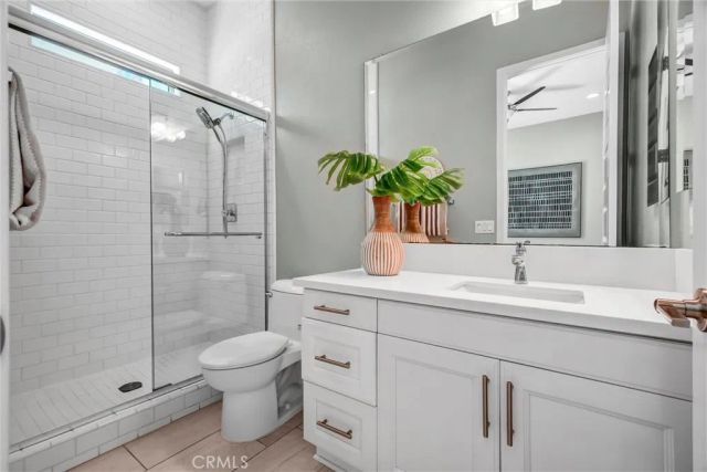 25 Ebb Tide, Newport Beach, CA 92663