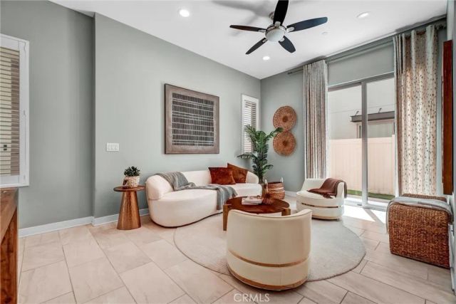 25 Ebb Tide, Newport Beach, CA 92663