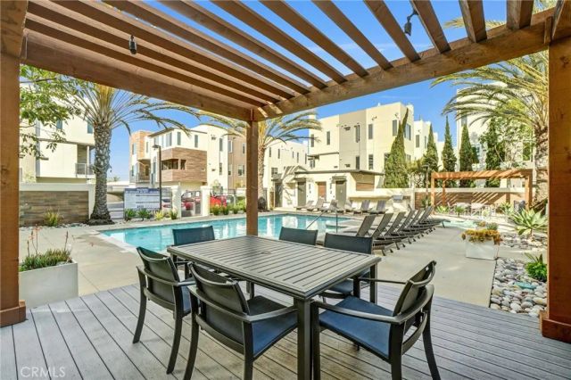 25 Ebb Tide, Newport Beach, CA 92663