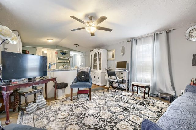 1540 Billings Street, Aurora, CO 80011