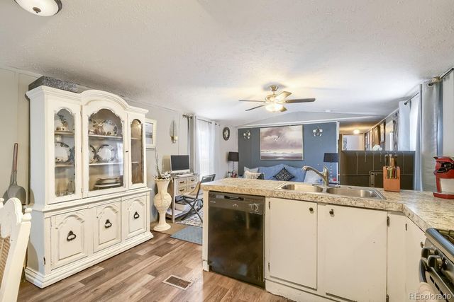 1540 Billings Street, Aurora, CO 80011