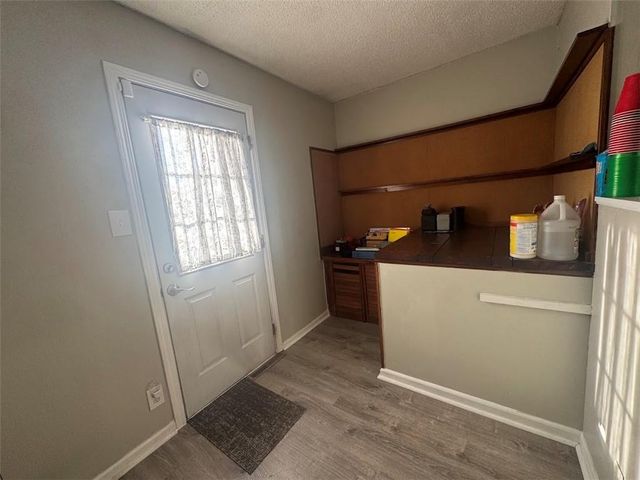 3736 N Lister Avenue, Kansas City, MO 64117