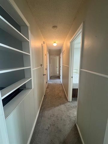 3736 N Lister Avenue, Kansas City, MO 64117