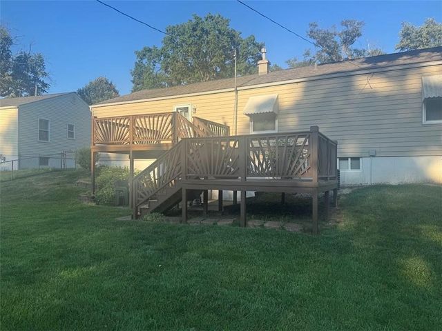 3736 N Lister Avenue, Kansas City, MO 64117