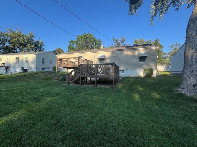 3736 N Lister Avenue, Kansas City, MO 64117