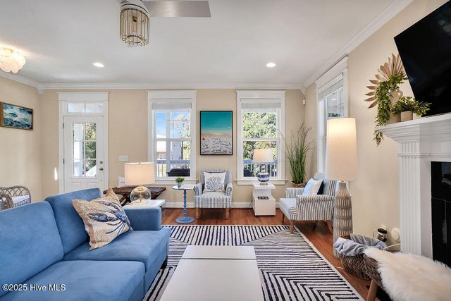 805 E Yacht Drive, Oak Island, NC 28465