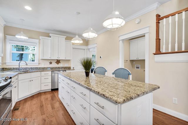 805 E Yacht Drive, Oak Island, NC 28465