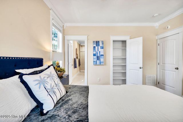 805 E Yacht Drive, Oak Island, NC 28465